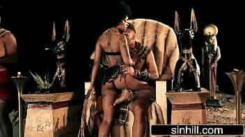 Passionate Fuck Between Egyptian King and African Princess video