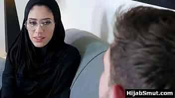 Arab virgin girl in hijab allows boyfriend to fuck her ass video