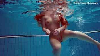 Underwatershow with Simonma Russian teen video