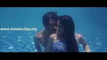 Tamil Movie Mr Chandramouli Hot Beach Song video